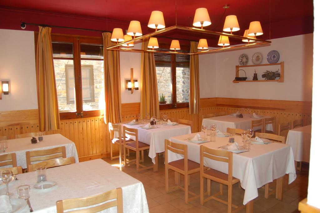Hotel Vall Ferrera Areu Екстер'єр фото