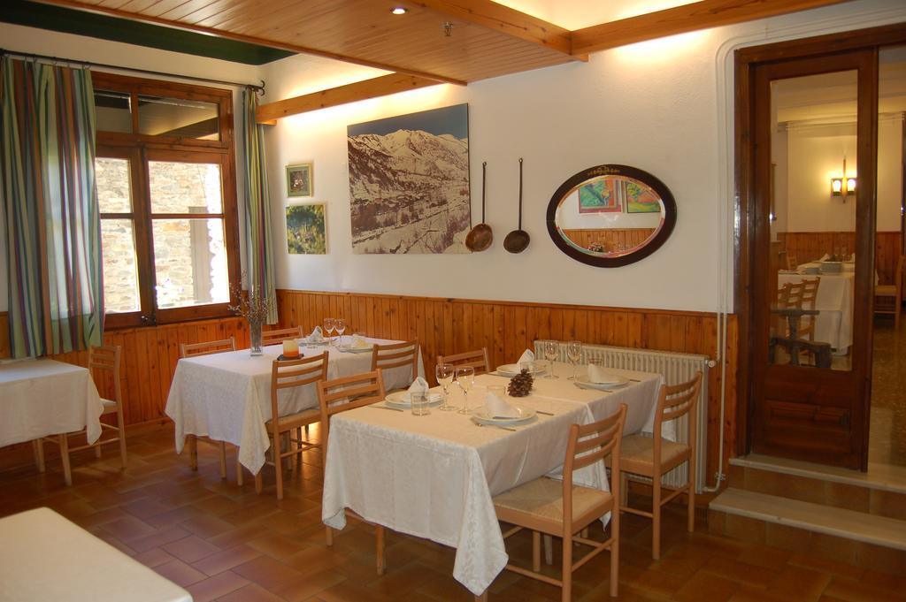 Hotel Vall Ferrera Areu Екстер'єр фото
