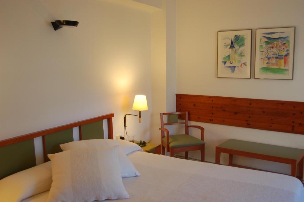 Hotel Vall Ferrera Areu Екстер'єр фото