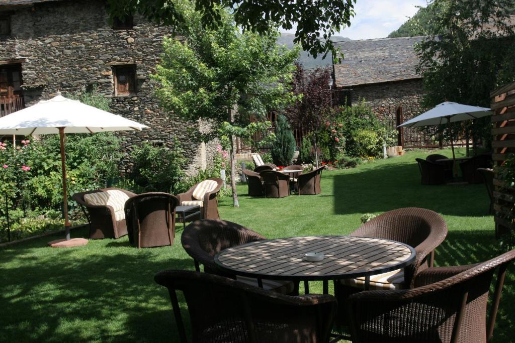Hotel Vall Ferrera Areu Екстер'єр фото