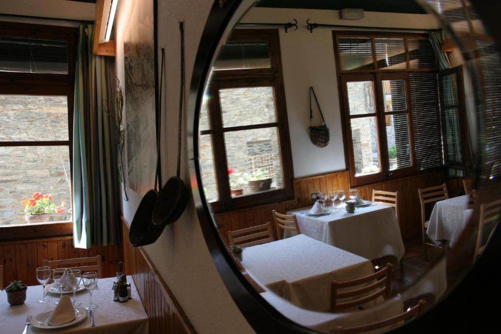 Hotel Vall Ferrera Areu Екстер'єр фото