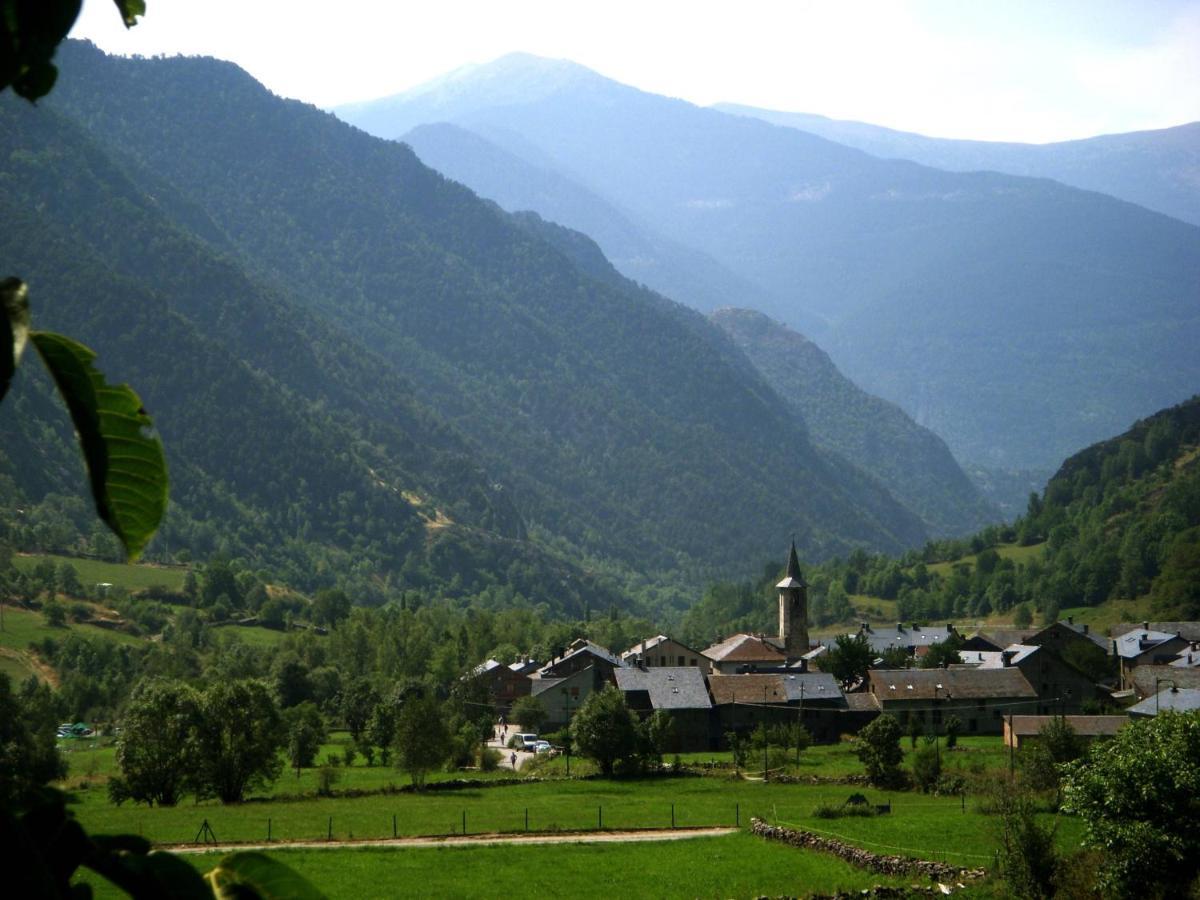 Hotel Vall Ferrera Areu Екстер'єр фото
